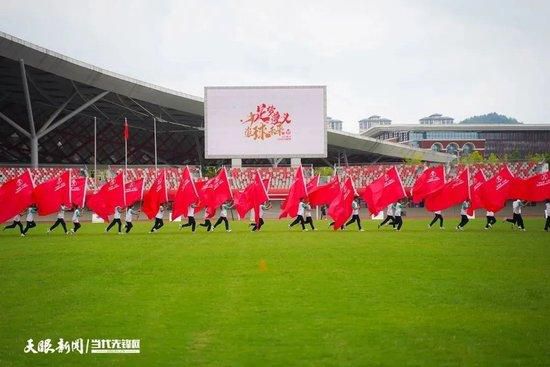 在场景、道具上，可谓是天马行空，无所不消其极。